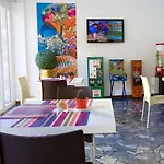 Riviera Otel