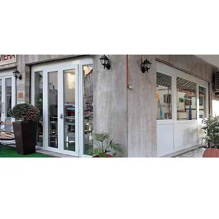 Riviera Szálloda 2*