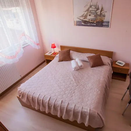 Riviera 2* سانريمو