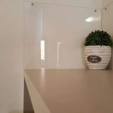 Riviera 2*