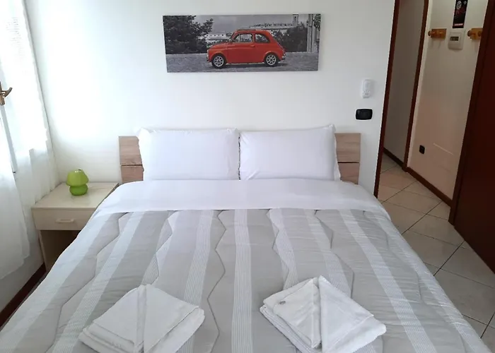 Riviera 2*